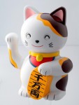 おしゃべり招き猫貯金箱ニャンニャンタマルン♪ミケ